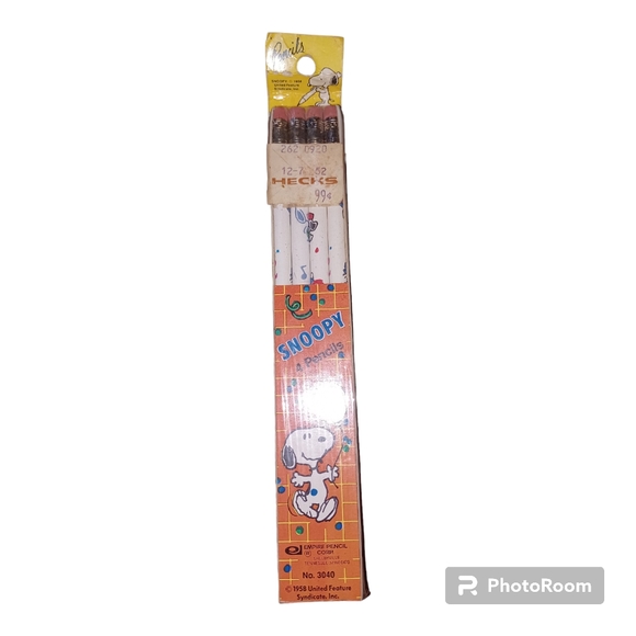 4 Vintage Snoopy Pencils 1958 United Feature Syndicate New Unused - Picture 1 of 3